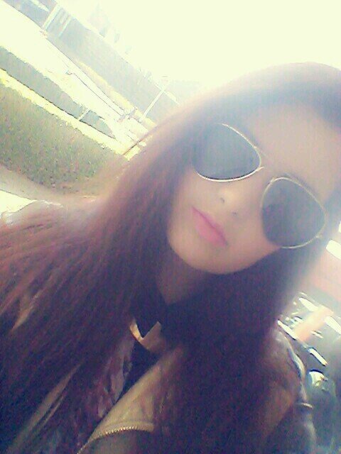 RichelleHellx's profile picture. 