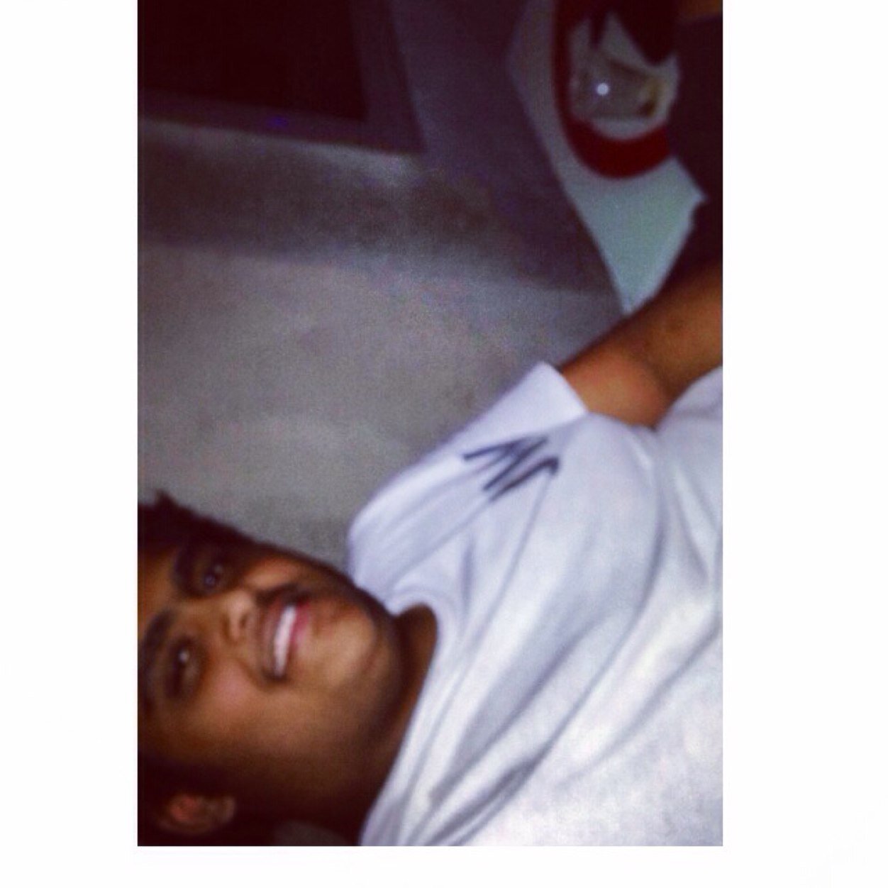 AzizAzizalo220's profile picture. 