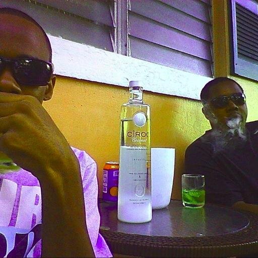 -Don't Worry About Mine Imma Grind Til I Get It.The Sky Is The Limit.
R.I.P Resey.