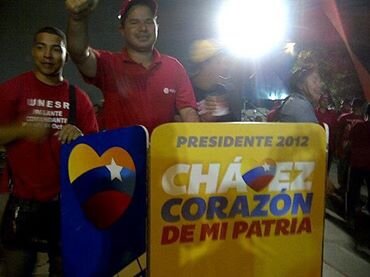 100% Chavista, Anti-Imperialista y Fiel al Legado de Nuestro Camandante Eterno Hugo CHAVEZ Carajo.. Leales Siempre @NicolaMaduro @dcabello @CelsaBautistaO
