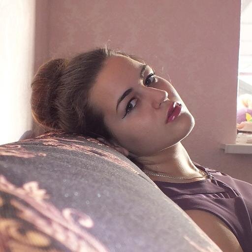 Alina_JArmy's profile picture. 