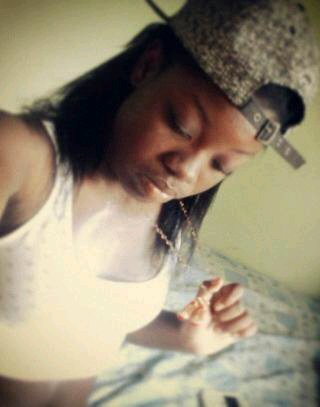 Name ? Leandra
føłłøω & I'łł føłłøω вαck..!
Pin:79081fe0