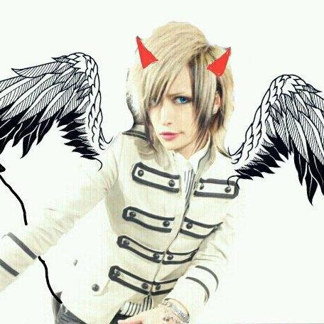 YunoMia's profile picture. 最近MEJIBRAYのギターカバーが凄い増えたしGITマスターズの審査員も務めさせて頂くので…
ギターカバー動画をYoutubeに上げてURL載っけてこのアカウントに送って貰えたら
コメント等等しようと思います♡
既にYoutubeに上げてる人でも是非送って下さいな♡