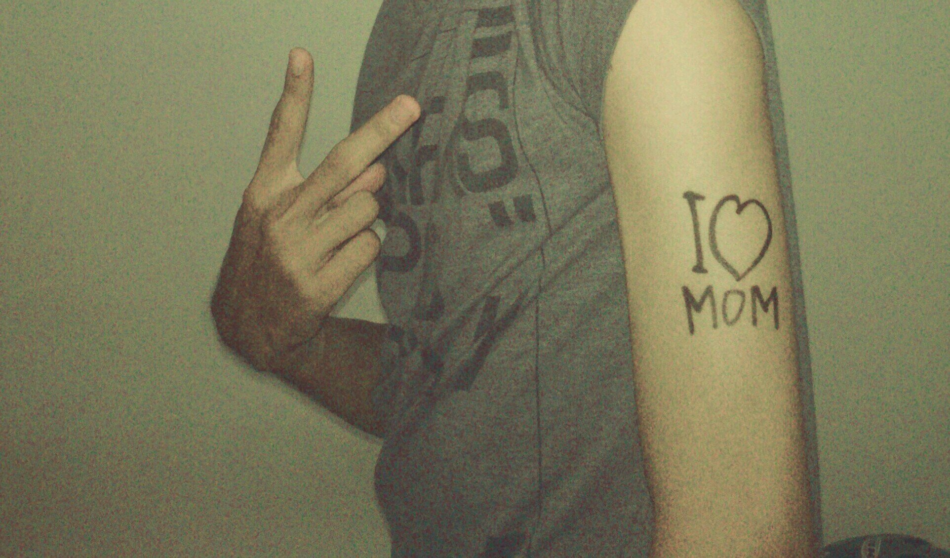 robinjamesp's profile picture. 