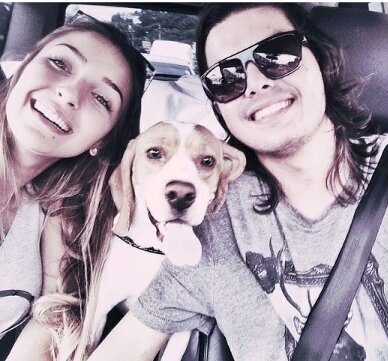 Dia 14.04.1992 Deus mandou um anjo, que me daria a razão dos sorrisos mais verdadeiros e o maior orgulho. @pelanzarestart amor pra toda vida; desde 04.10.2011 ♥