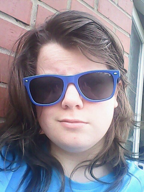 My goal in life is to make others smile and laugh. If i can make one person smile then that day  has been a good day :)
