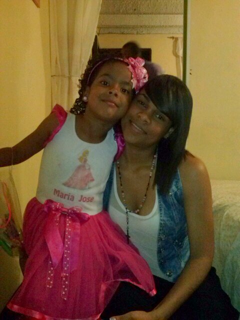 doriscuero1's profile picture. Vive siempre como si este fuera el último día de tu vida, porque el mañana es inseguro, el ayer no te pertenece, y solamente el hoy es TUYO.. :)