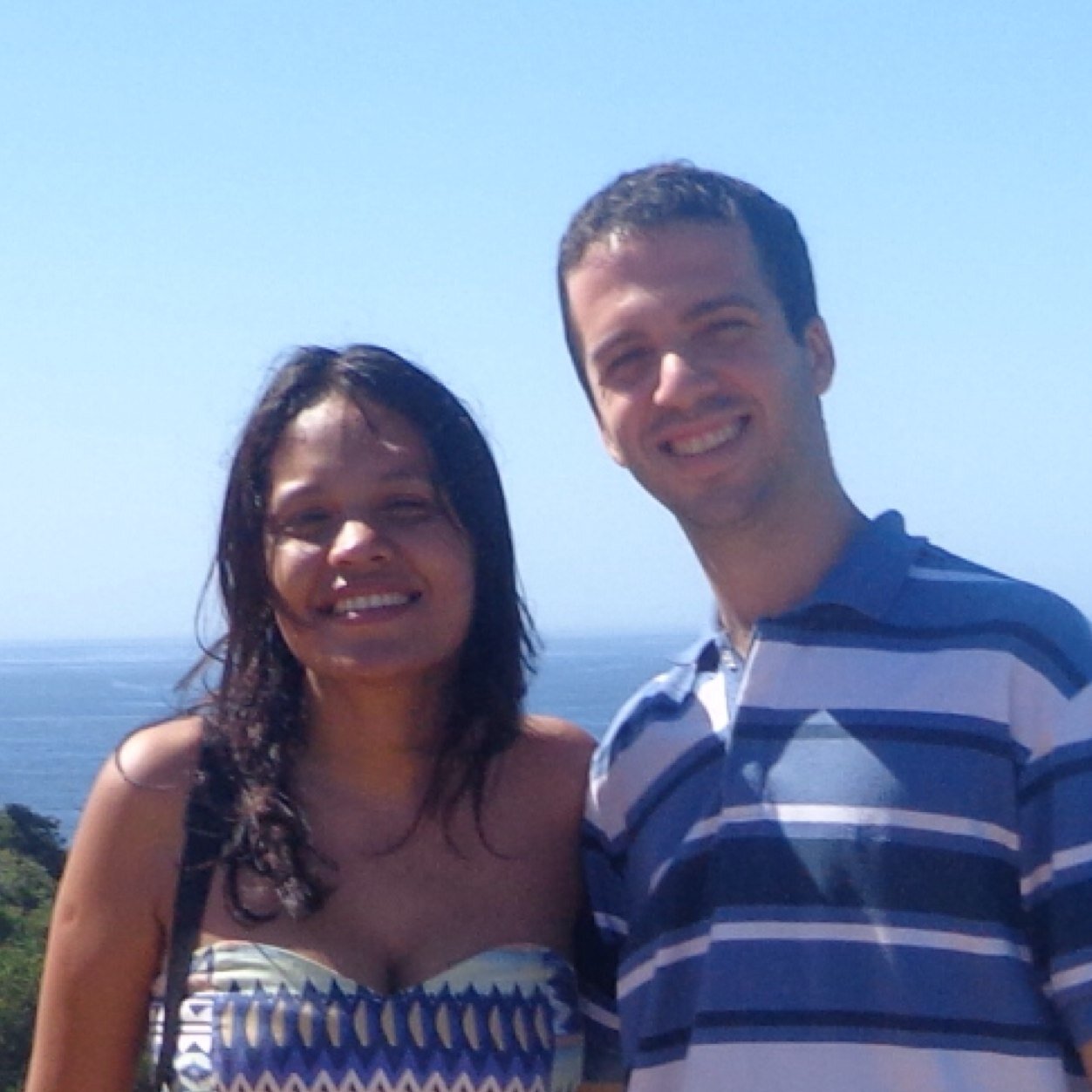 thiagocsa's profile picture. Professor Intérprete de Libras; Formado em Licenciatura em Letras-Libras; casado e pai de gêmeas.