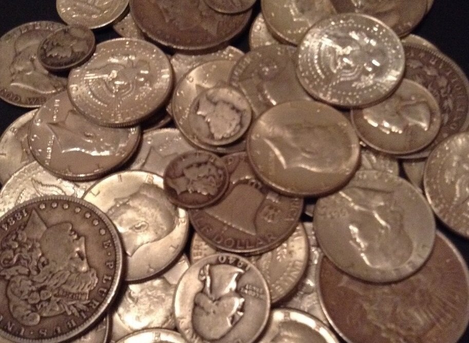 coincollect4lif's profile picture. It's all about coin collecting where I come from.