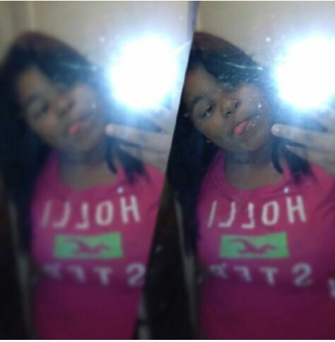 - First Thing First Im The Real DDolla♥♚                  Instagram :  Theydoitfordee_  ♥