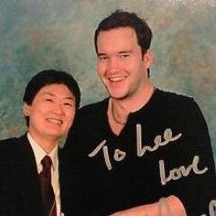 LeeFromJapan's profile picture. I'm Lee from Japan. I ❤ films and tvshows, can't live w/o them! my current craziness is abt Shadowhunters, The Flash, LoT, Flashpoint, SGA. I ❤ GDL forever🥰🥰