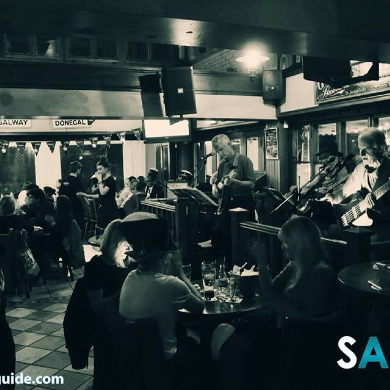 Molly Malone’s Pub and Restaurant is the brain child of Saggis & Catherine.