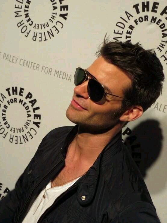 I am one of the originals! I am a urvampire.I am an honorable man and historian!RP/OT /TVD