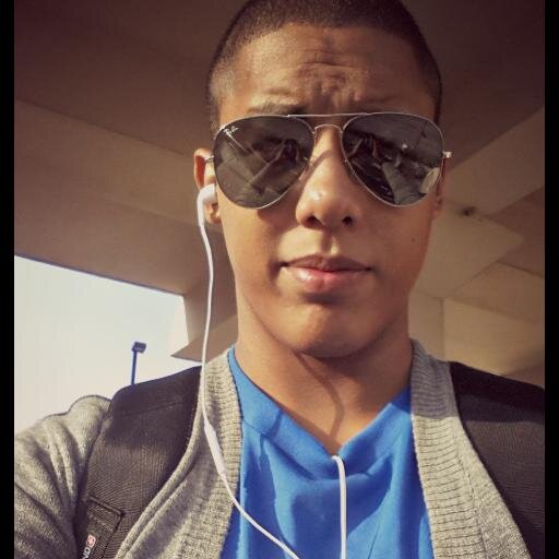COLOMBIANO ♂ Riendo, viviendo y como vaya viniendo vamos viendo. Live&letLive