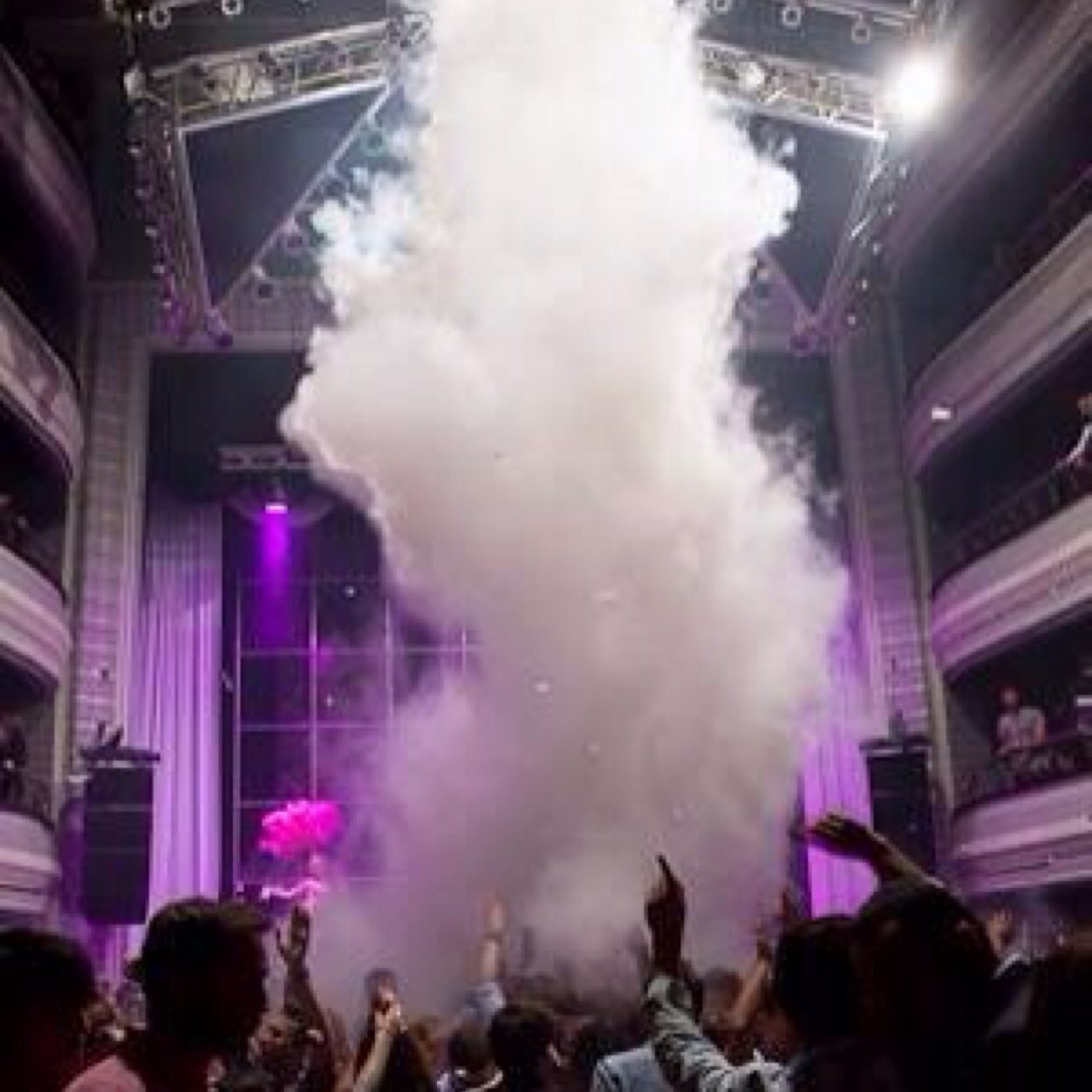 madridfiesta14's profile picture. ENTRADA GRATIS, RESERVADOS, DESCUENTOS, LISTAS Y MUCHO MÁS