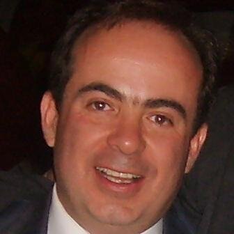 Lic. En Derecho ULA Universidad Latinoamericana. Politico, Miltante de México Libre,
Gastronomo  y restaurantero por más de dos décadas.