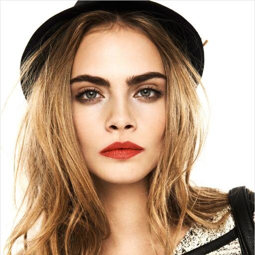 Cara Jocelyn Delevingne é uma modelo atriz e cantora britânica.