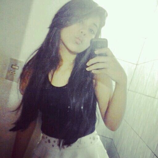 Te encontro e me perco em você, se não te encontro, me perco na sua saudade.                                      Matheus Paz ♥ M.M ♥