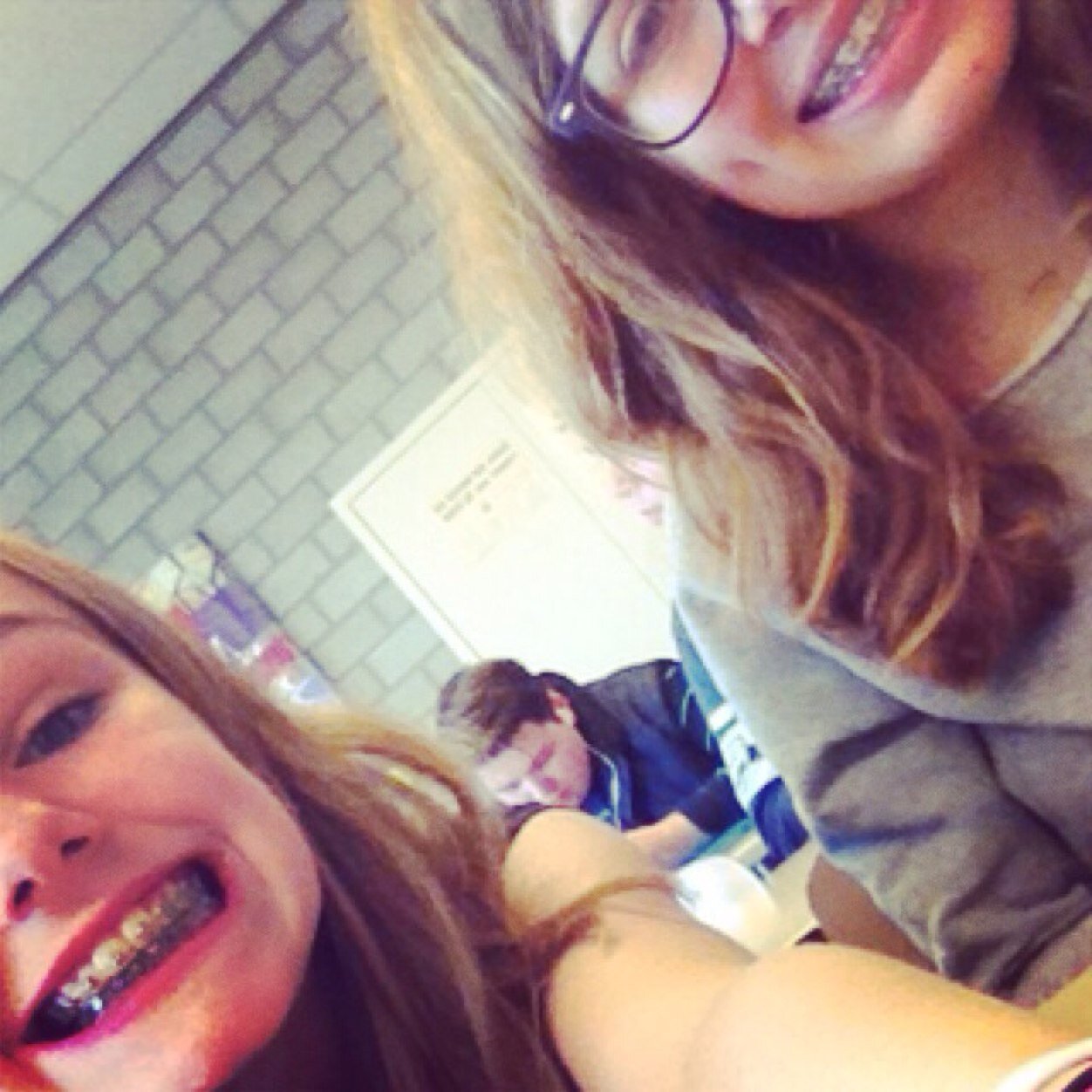 hoeksch
14 y/o
mh2b
hockey
mc5
19 maart
when nothing goes right go left
