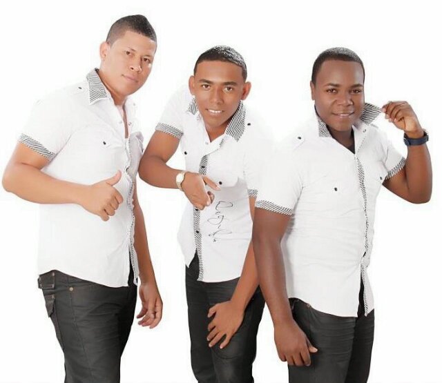 Somos Los De la Salsa Urbana Romántica. ELEGIDOS. Contactos : +57 3206759645 - +57 3137621261 BMM : 2AFCDAD8  y  quienes somos ( ELEGIDOS )