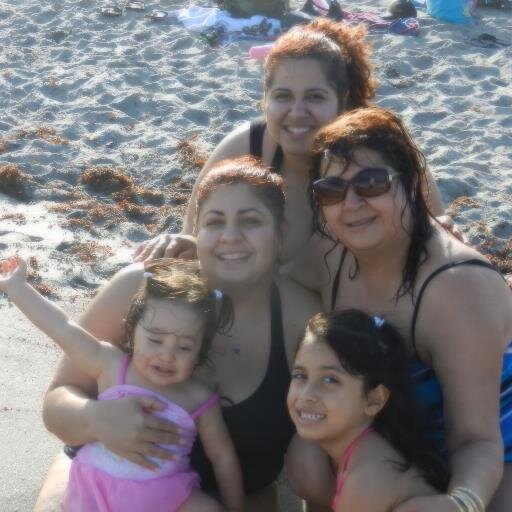 teresita624's profile picture. 