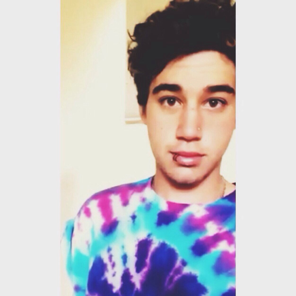 i just gave you a free follow, go follow @xkatiehiggins she follows back❤️