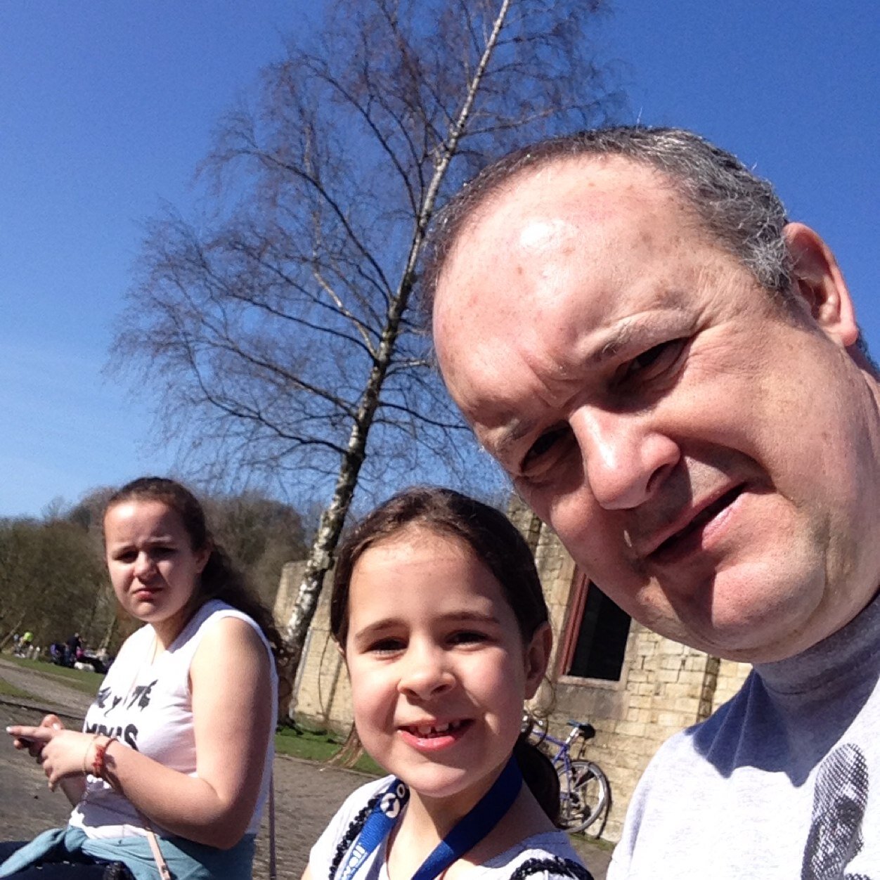 realsimonpalmer's profile picture. Mechanical Engineer living in Heanor Derby, Husband, Father of two girls