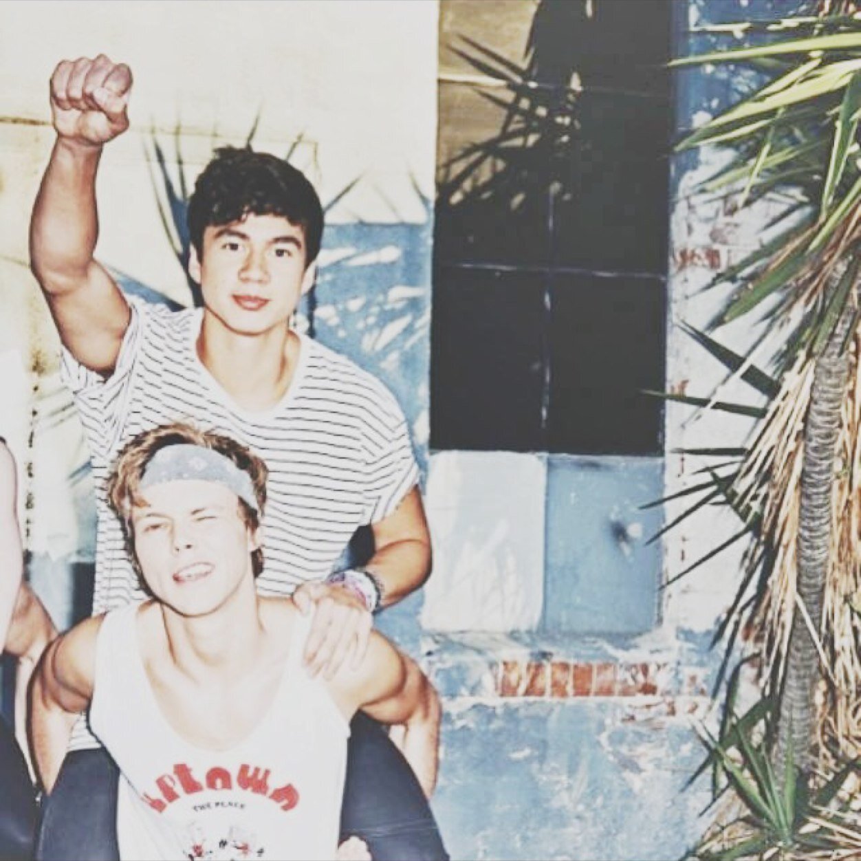 Plz follow @oblivionxirwin_ tysm ily!x