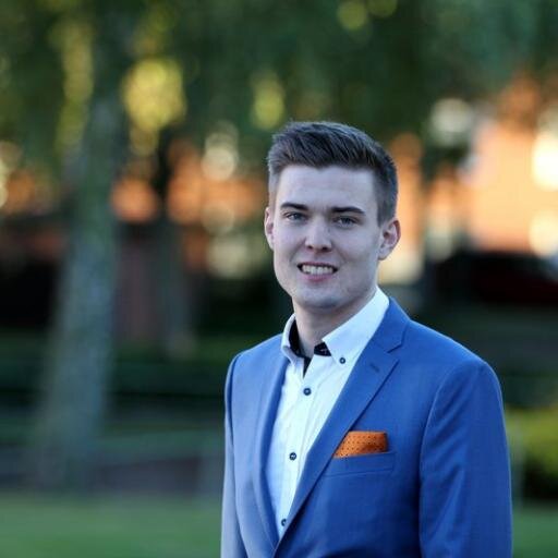 Tech geek working as a developer using mostly JS, PHP and C#.