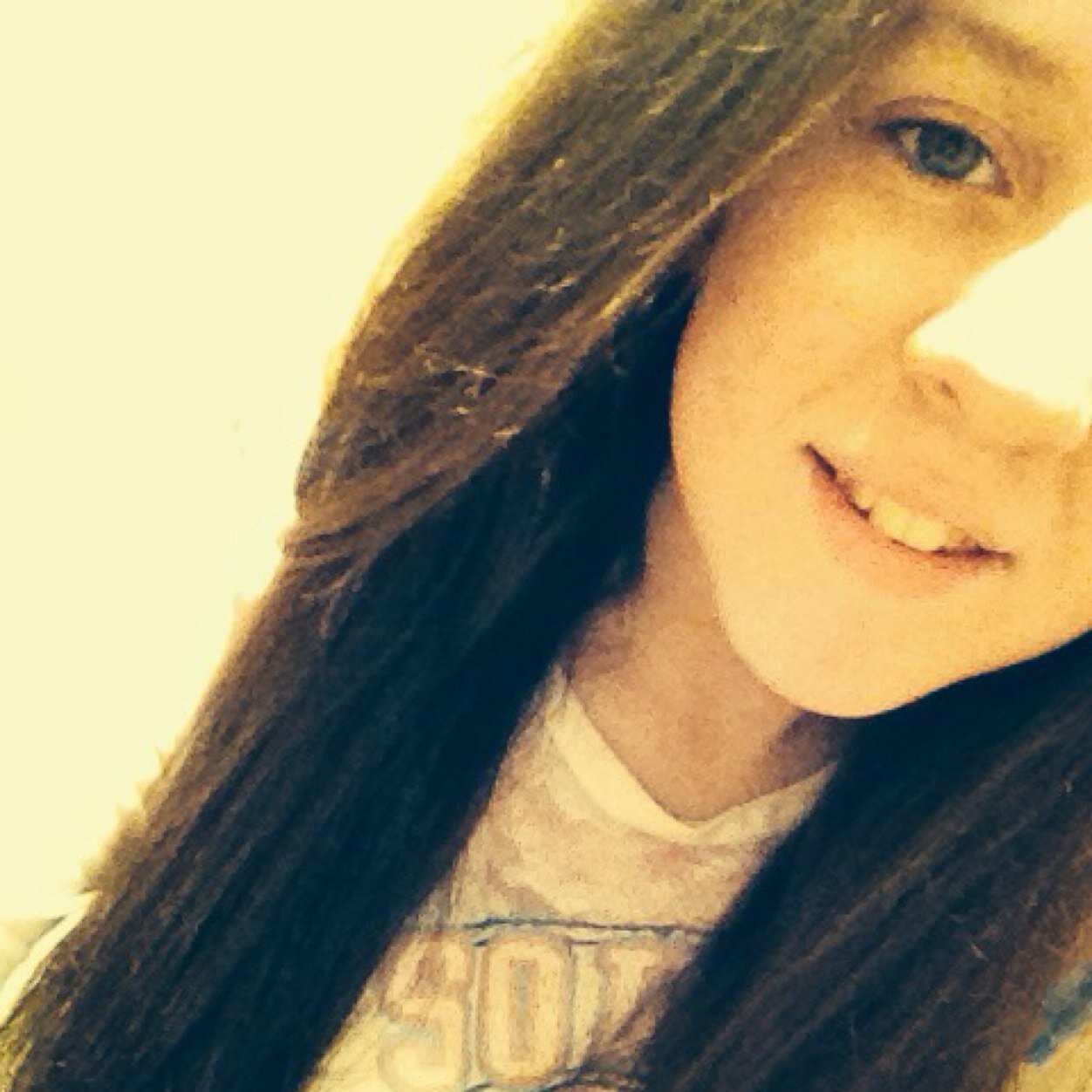 Follow me I follow back Instagram - becc_howard Snapchat - becc_howard