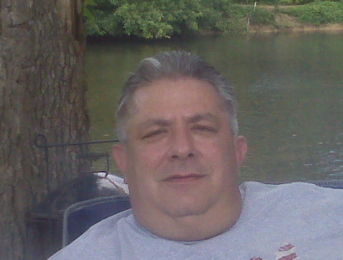 patriotpaulie's profile picture. I am a self employed father of 4 and I am going to help in any way I can to support the conservative movement, I believe is alive in this country.