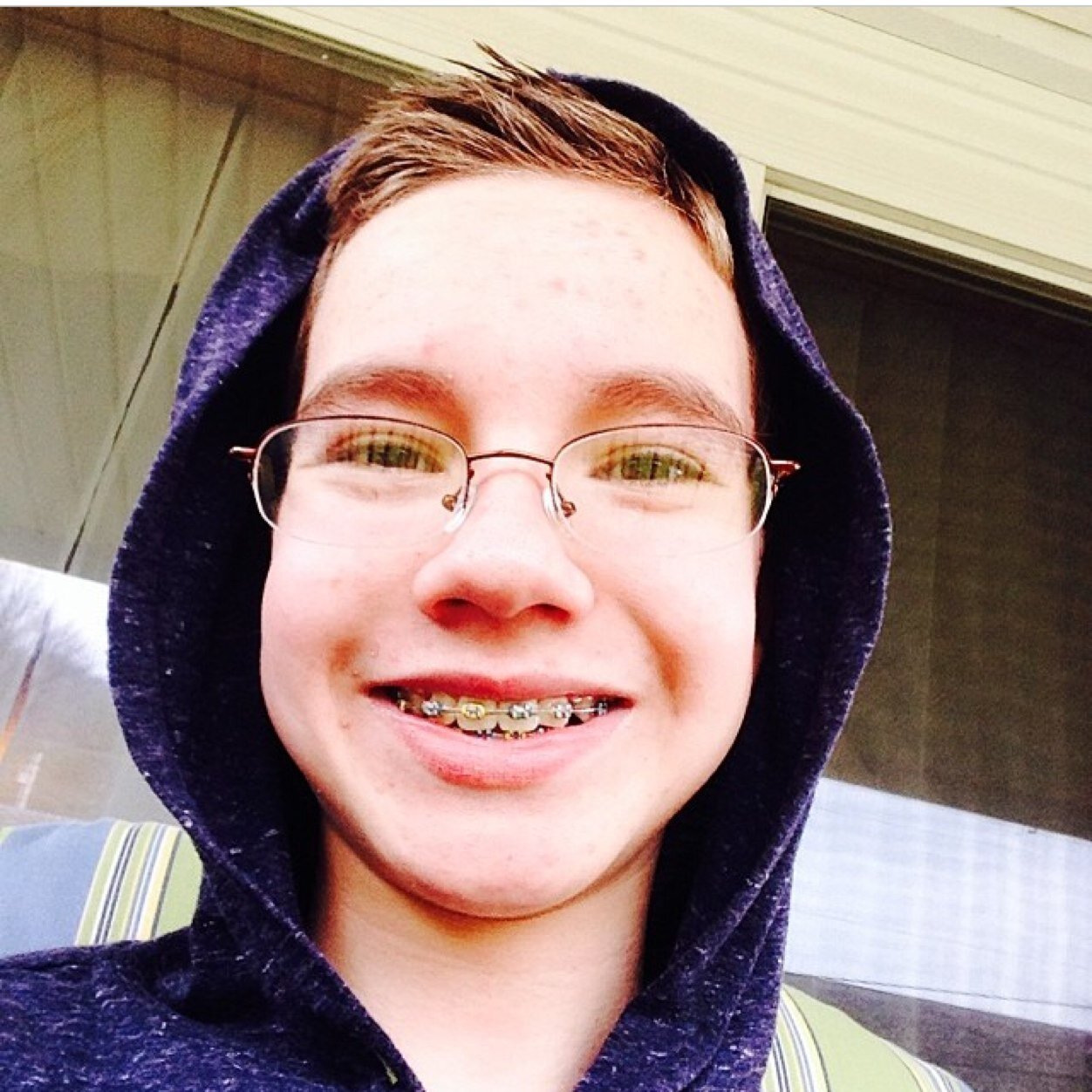 Hi my name is jared and i like to be active and i like to get on social media :)
