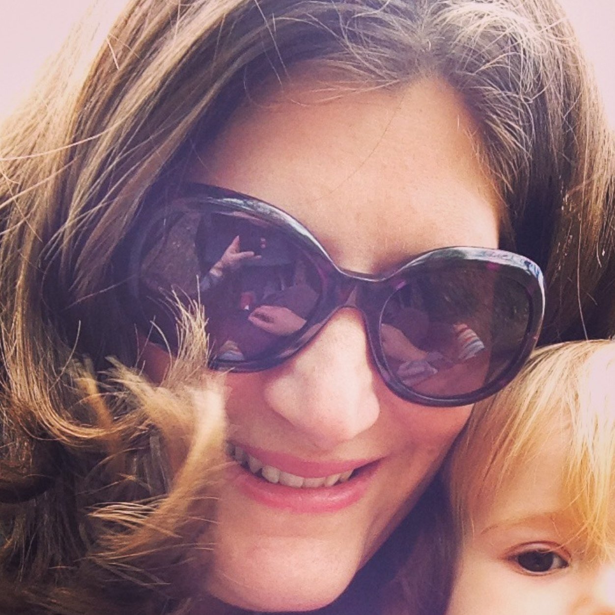 hemjen's profile picture. Streathamoiselle, mum of three, ACA, BFC, quite sporty. All views my own.