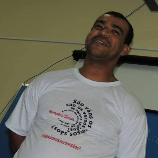 Ativista multicultural, diretor da Casa do Poeta Brasileiro de PG e militante no HIP HOP