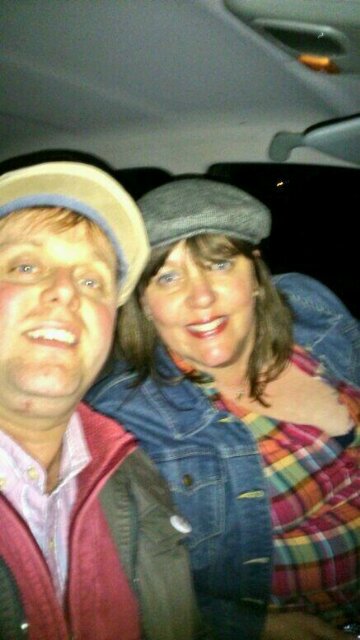 3 kids,nursery worker, season 2 gogglebox bed lady @JTspartyhouse@TCAT #comedyhall loves to talk sometimes