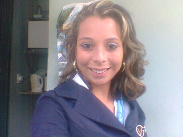 SOU UMA PESSOA ALEGRE E FELIZ POR FAZER A OBRA DO SENHOR,AMO MINHA FAMÍLIA POIS É O PRESENTE MAIS PRECIOSO QUE DEUS ME DEU,SOU MUITO GRATA A DEUS.