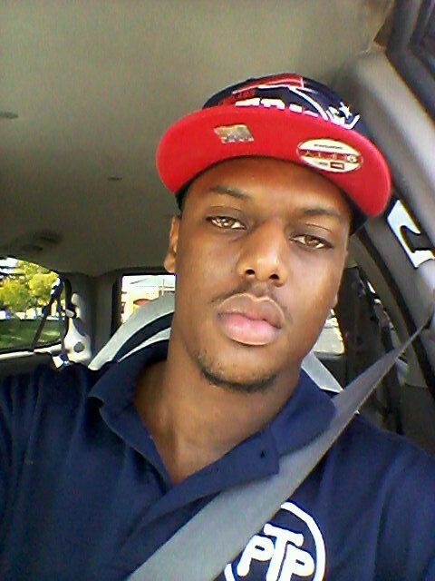 Single father up n coming barber✂ follow me ill follow bacc