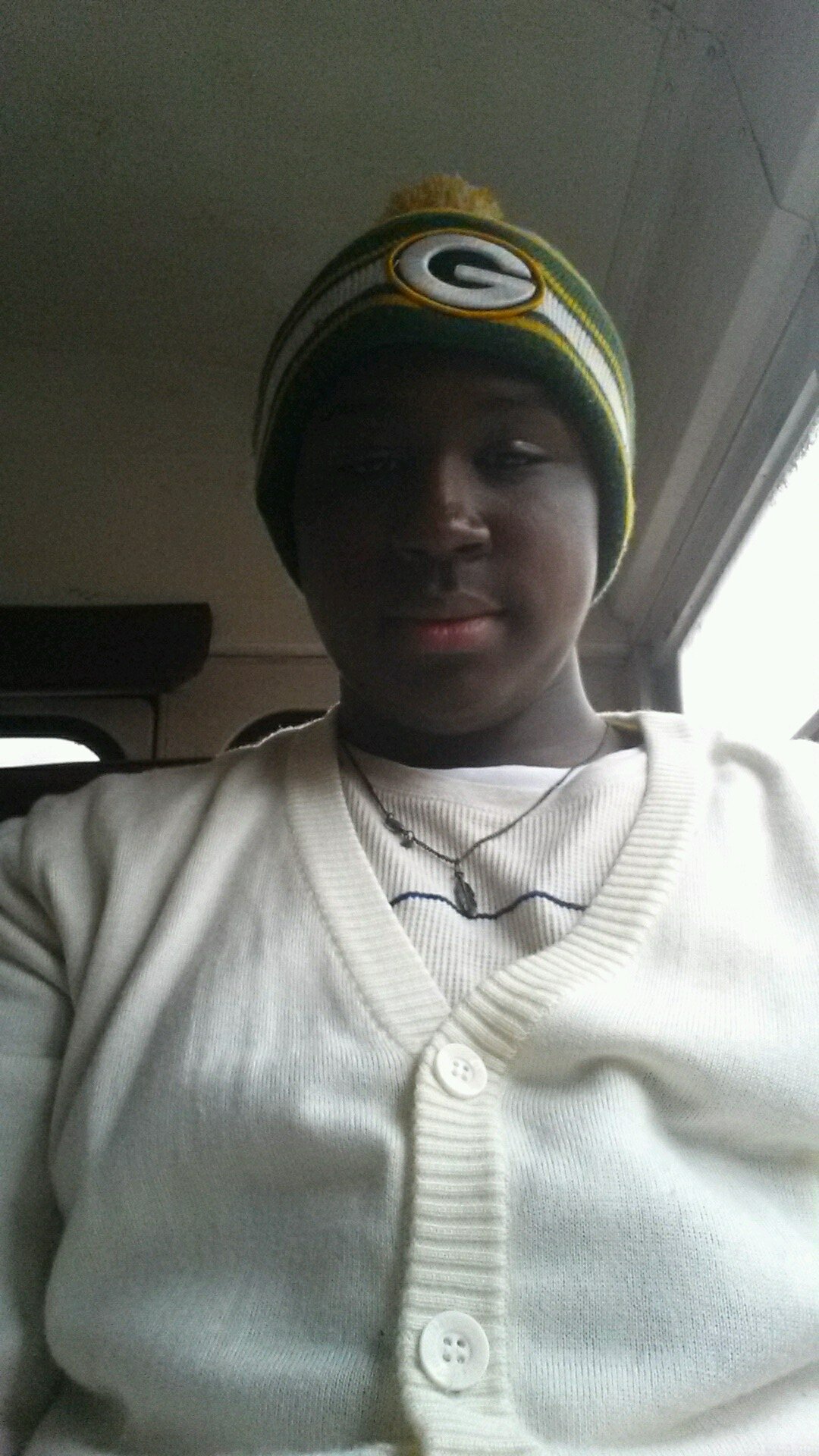 ♈always b happy for who u r nd never let nobody bring u down♈