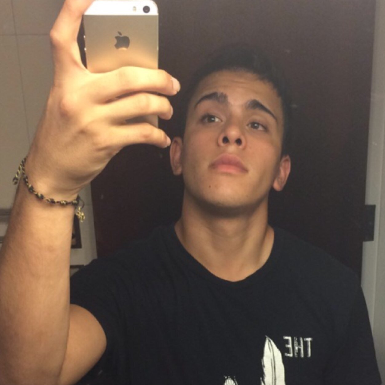 Avi is me