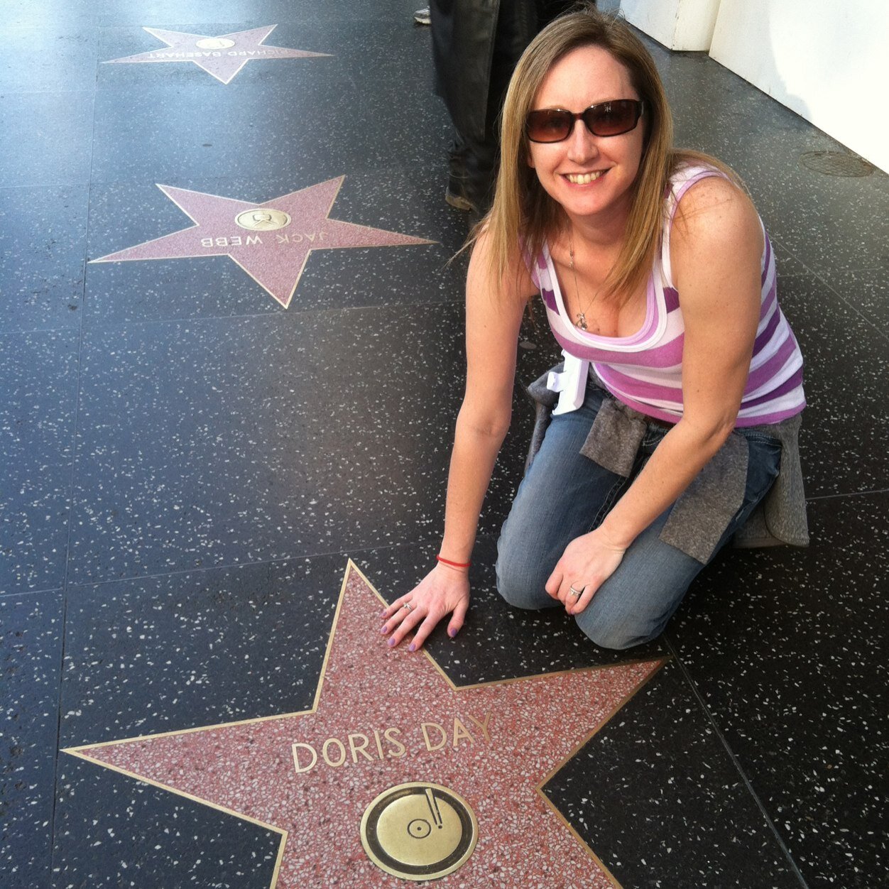 Love Doris Day, Frank Sinatra and Dean Martin. Anything old hollywood. Lover of books and animals.