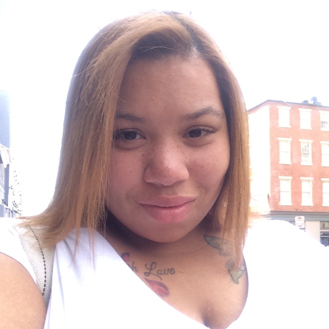 #TEAMLITESKIN, #TEAMTAURUS♉ #TEAMIPHONE #TEAMFOLLOWBACK