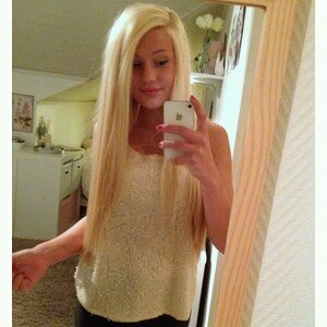 {taken} loves to dance,party,sing,hangout.....im alittle shy @twxzzlers is my sis i love her