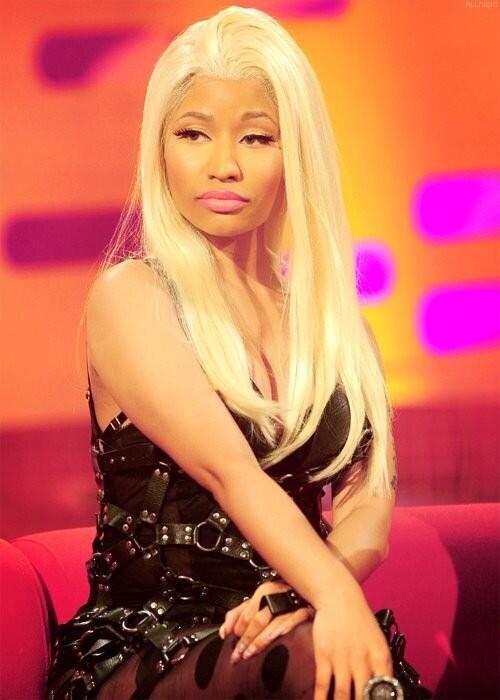 HOEB0T's profile picture. dd