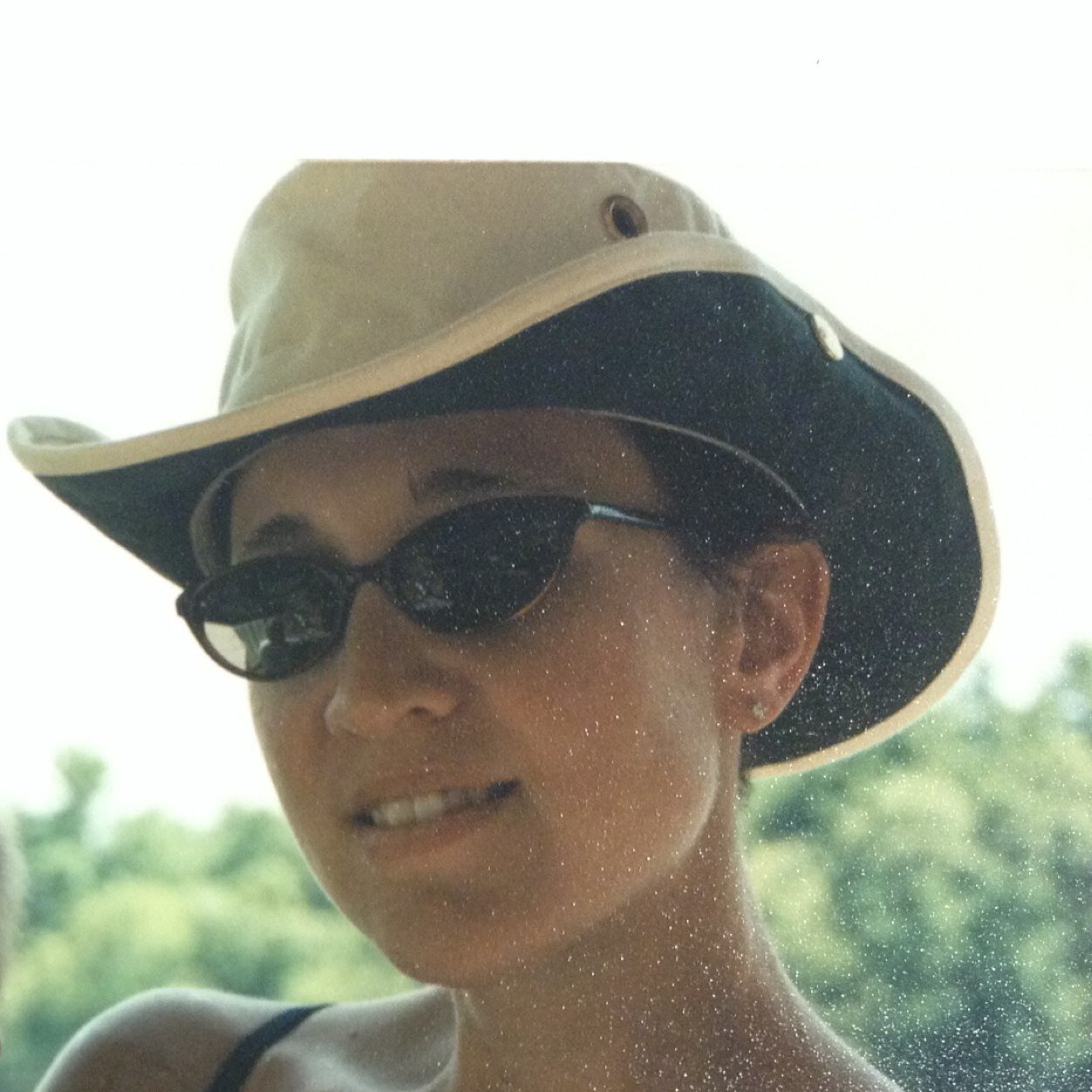 Artist, Wife, Mother, Adventurer - - - - Tweets on the arts, the environment, education and other random stuff that crosses my mind or inspires me.
