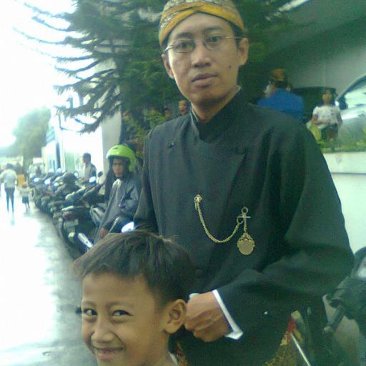 UD #HasilLogam #alatdapur,motto:sepi ing pamrih,rame ing gawe
  mobah polah kersaning Alloh
  mobah polah Kinaryo Ibadah
 #SRUDUKFOLLOW #banyumasan #ngapak