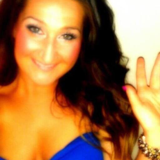 hair guru. music lover. head in the clouds. dream aloud.