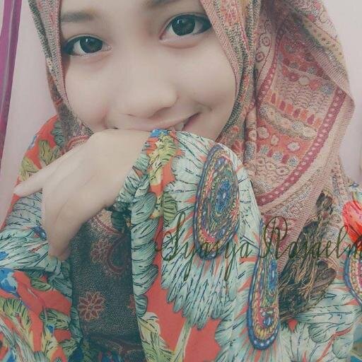 Siti Syasya Rosaelmi Binti Ahmad ▼ Instagram : syasya_solero ▲ Facebook : https://t.co/aPM5MEeJBw