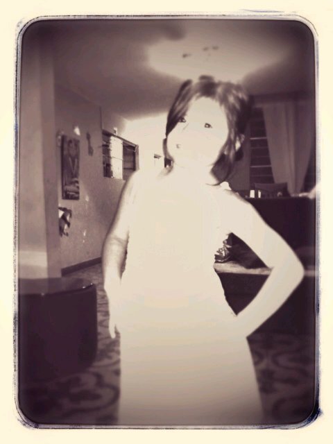 marisabelcuzma's profile picture. Periodista, porque me gusta preguntar y averiguar todo para acercarme a la verdad y actuar con sensatez. También soy sanmarquina hasta los tuétanos.