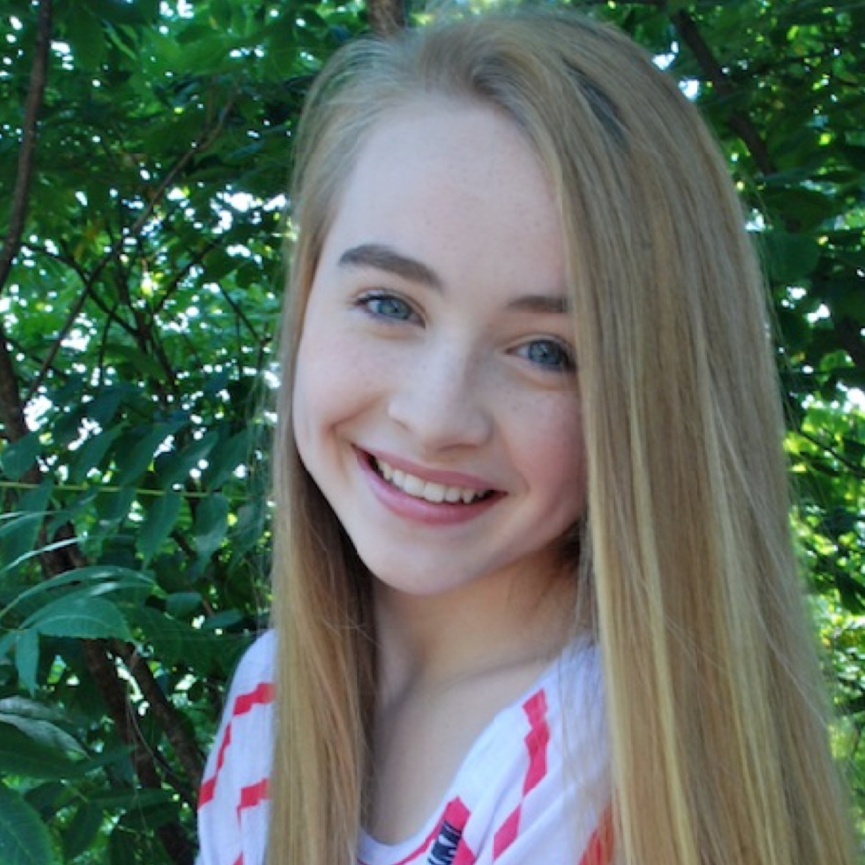 Hey, it's Maya. I'm 13 years old, I love life, and hanging out with my best friend, RileyMatthews {Not Sabrina, she's @SabrinaAnnLynn.}