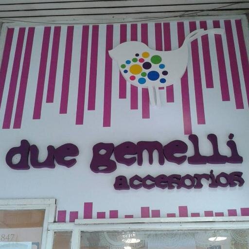 EL MEJOR LUGAR DE ACCESORIOS DEL PLANETA!! Calle 8 N°847 e/ 48 y 49.